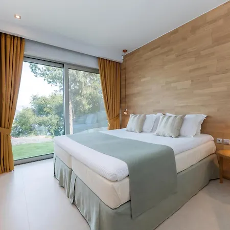 Selina Villa Nikiana